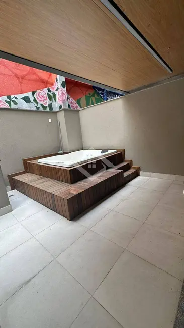Apartamento com 1 quarto à venda, 70m2 em Ipanema, Rio De Janeiro - RJ - imagem 3 Foto 3 de Apartamento com 1 quarto à venda, 70m2 em Ipanema, Rio De Janeiro - RJ