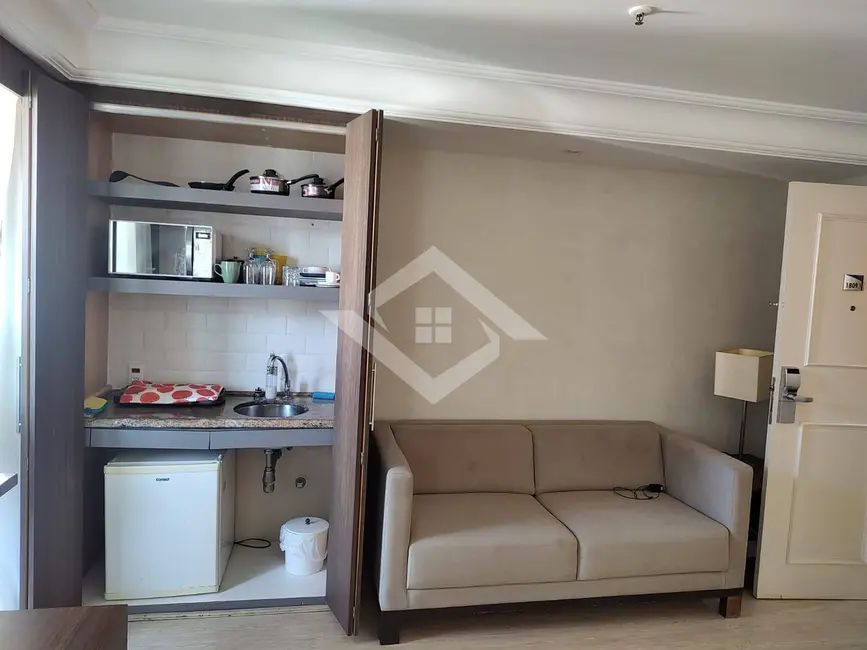 Apartamento com 1 quarto para alugar, 35m2 em Barra da Tijuca, Rio De Janeiro - RJ - imagem 4 Foto 4 de Apartamento com 1 quarto para alugar, 35m2 em Barra da Tijuca, Rio De Janeiro - RJ