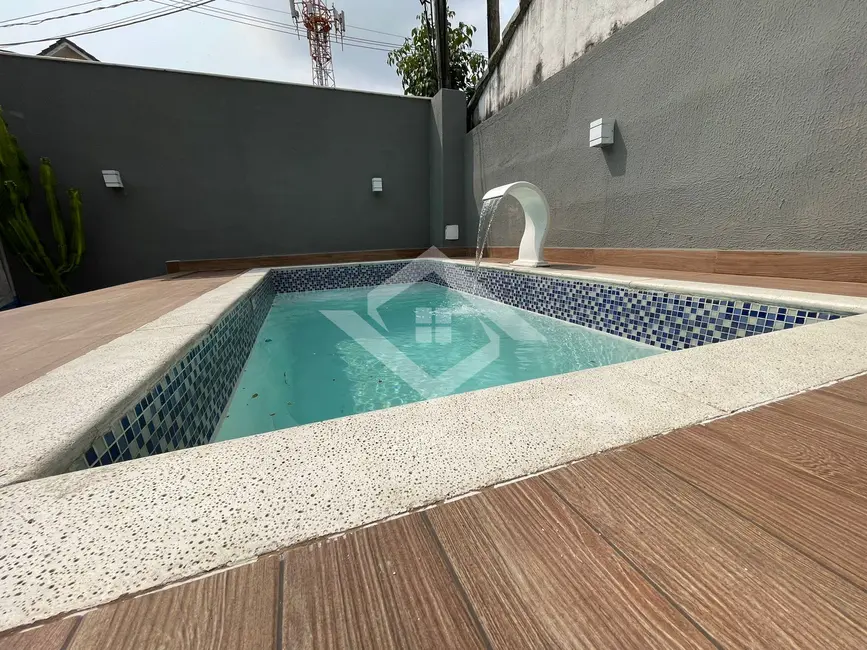 Foto 2 de Casa com 3 quartos à venda, 167m2 em Vargem Pequena, Rio De Janeiro - RJ