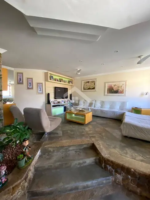 Foto 7 de Casa com 4 quartos à venda, 560m2 em Itaipu, Niteroi - RJ