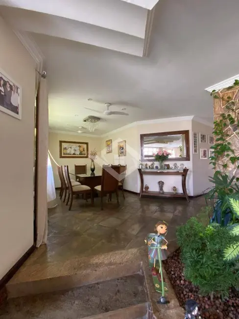 Foto 9 de Casa com 4 quartos à venda, 560m2 em Itaipu, Niteroi - RJ