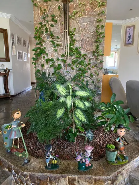 Foto 6 de Casa com 4 quartos à venda, 560m2 em Itaipu, Niteroi - RJ