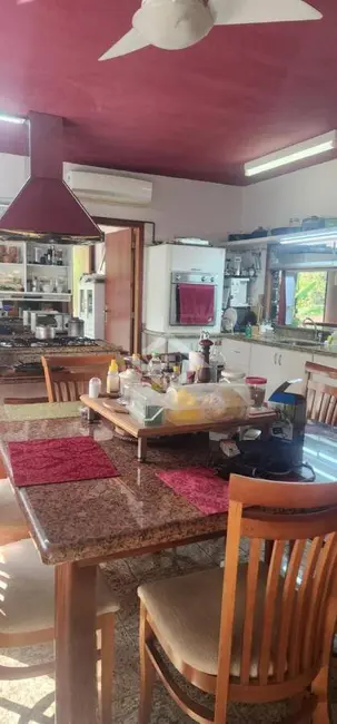 Foto 6 de Casa com 3 quartos à venda, 450m2 em Vila Progresso, Niteroi - RJ