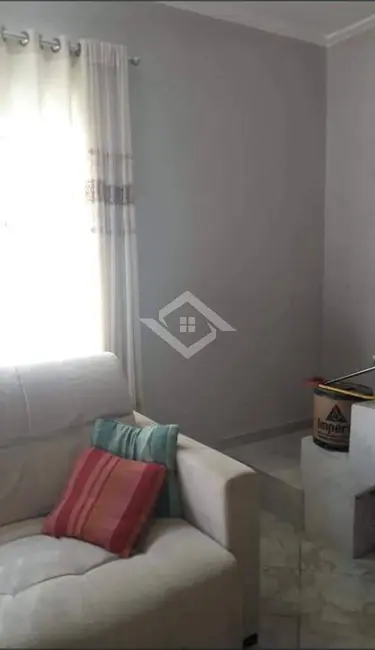 Casa com 3 quartos à venda e para alugar, 104m2 em Comendador Soares, Nova Iguacu - RJ - imagem 9 Foto 9 de Casa com 3 quartos à venda e para alugar, 104m2 em Comendador Soares, Nova Iguacu - RJ