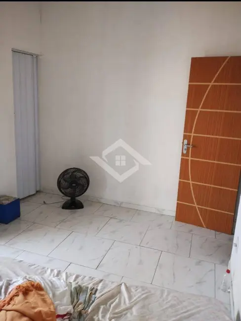 Casa com 3 quartos à venda e para alugar, 104m2 em Comendador Soares, Nova Iguacu - RJ - imagem 3 Foto 3 de Casa com 3 quartos à venda e para alugar, 104m2 em Comendador Soares, Nova Iguacu - RJ