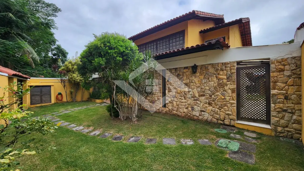 Foto 2 de Casa com 4 quartos à venda, 340m2 em Barra da Tijuca, Rio De Janeiro - RJ