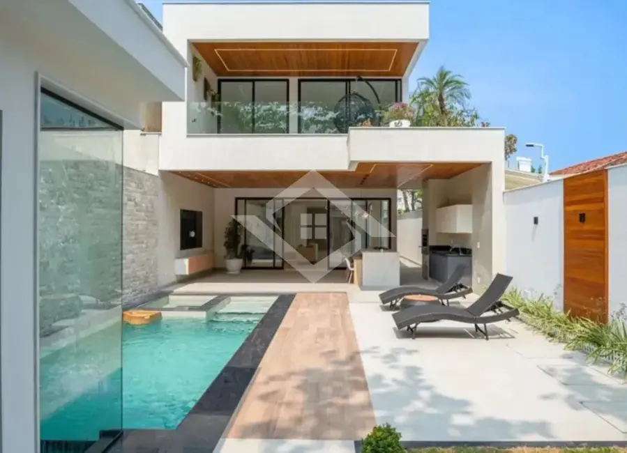 Foto 1 de Casa com 4 quartos à venda, 453m2 em Barra da Tijuca, Rio De Janeiro - RJ