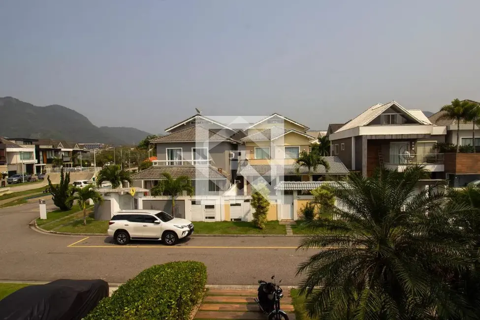 Foto 2 de Casa com 4 quartos à venda, 350m2 em Vargem Grande, Rio De Janeiro - RJ