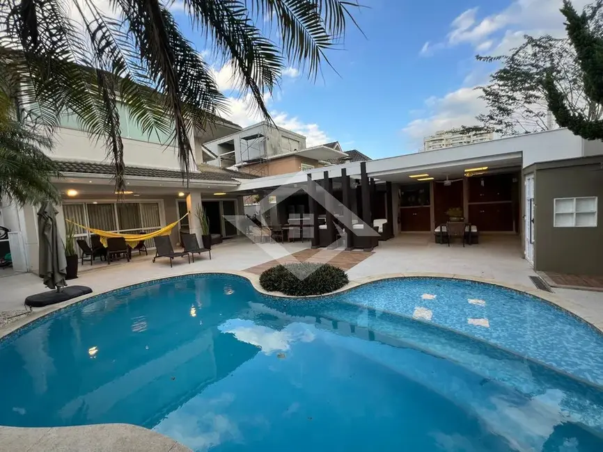 Foto 1 de Casa com 6 quartos à venda, 500m2 em Barra da Tijuca, Rio De Janeiro - RJ
