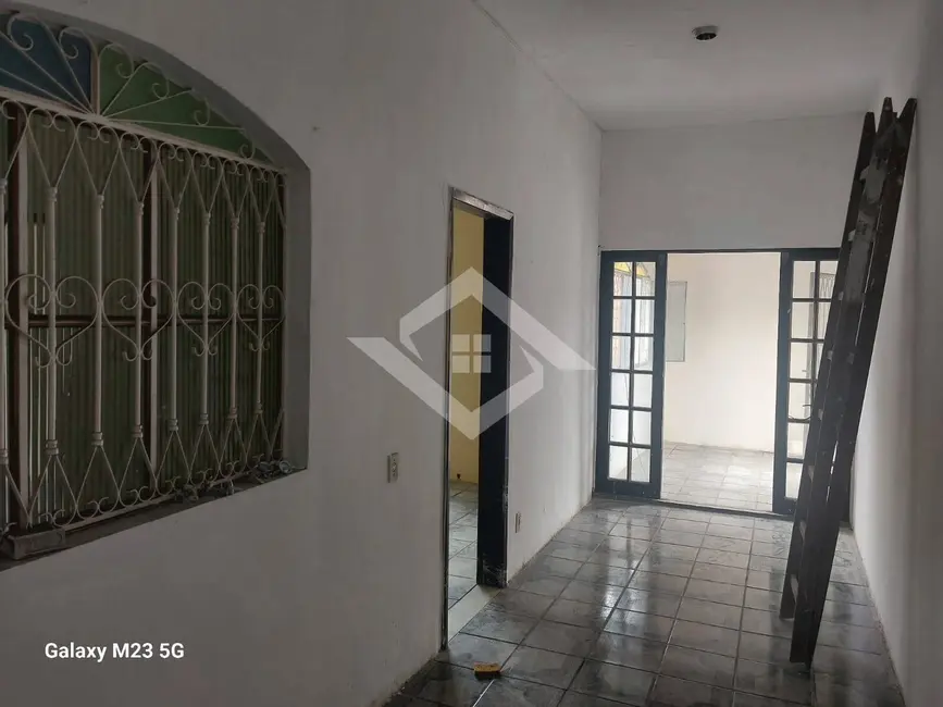 Foto 1 de Casa com 2 quartos para alugar, 120m2 em Campo Grande, Rio De Janeiro - RJ