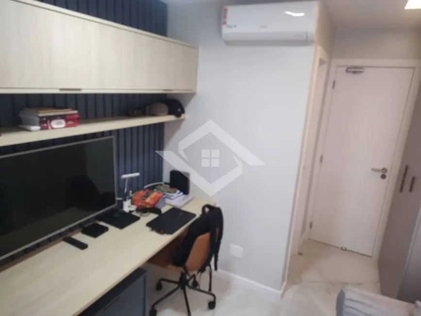 Apartamento com 3 quartos à venda, 120m2 em Recreio dos Bandeirantes, Rio De Janeiro - RJ - imagem 5 Foto 5 de Apartamento com 3 quartos à venda, 120m2 em Recreio dos Bandeirantes, Rio De Janeiro - RJ