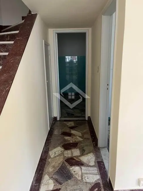 Foto 9 de Casa com 2 quartos à venda, 100m2 em Santa Rosa, Niteroi - RJ