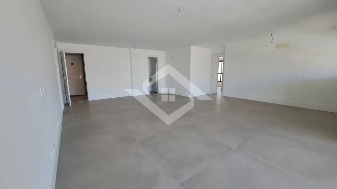 Apartamento com 4 quartos à venda, 187m2 em Barra da Tijuca, Rio De Janeiro - RJ - imagem 3 Foto 3 de Apartamento com 4 quartos à venda, 187m2 em Barra da Tijuca, Rio De Janeiro - RJ