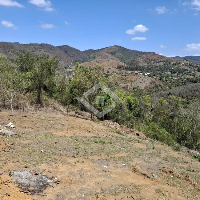 Casa com 2 quartos à venda, 134m2 em Paty Do Alferes - RJ - imagem 4 Foto 4 de Casa com 2 quartos à venda, 134m2 em Paty Do Alferes - RJ