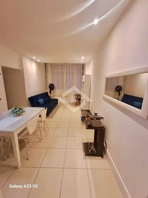 Foto 5 de Apartamento com 2 quartos à venda, 70m2 em Copacabana, Rio De Janeiro - RJ