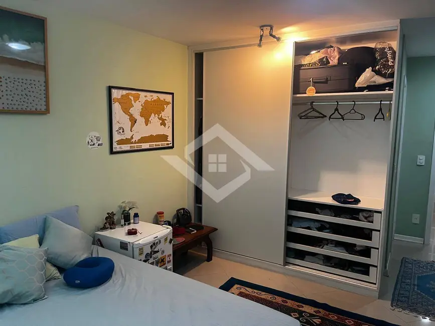 Apartamento com 4 quartos à venda, 318m2 em Laranjeiras, Rio De Janeiro - RJ - imagem 9 Foto 9 de Apartamento com 4 quartos à venda, 318m2 em Laranjeiras, Rio De Janeiro - RJ