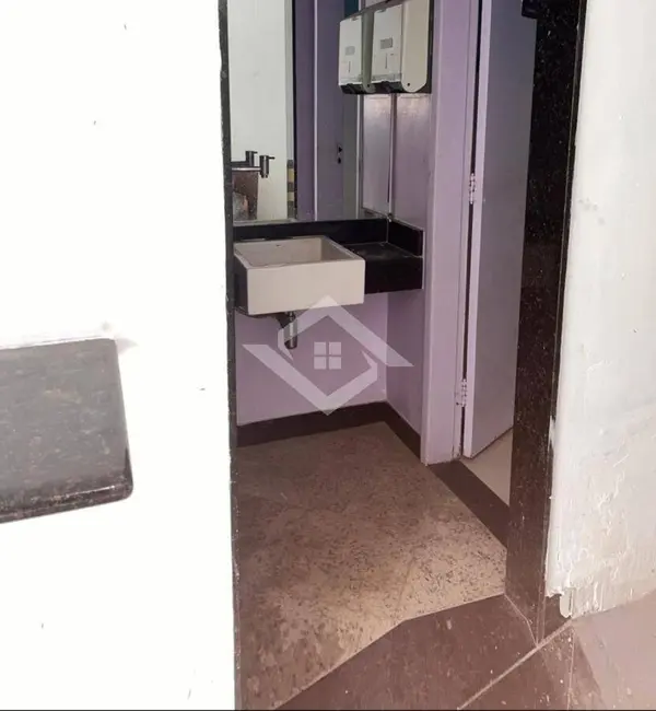 Loja para alugar, 200m2 em Centro, Niteroi - RJ - imagem 7 Foto 7 de Loja para alugar, 200m2 em Centro, Niteroi - RJ