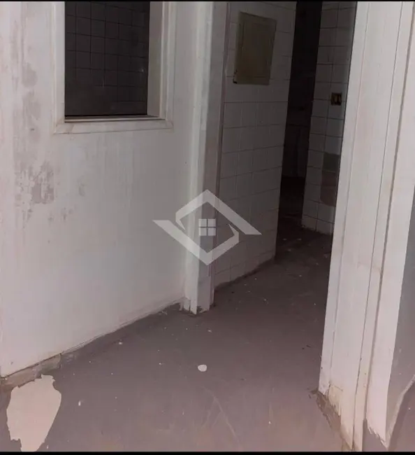 Loja para alugar, 200m2 em Centro, Niteroi - RJ - imagem 3 Foto 3 de Loja para alugar, 200m2 em Centro, Niteroi - RJ