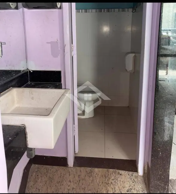 Loja para alugar, 200m2 em Centro, Niteroi - RJ - imagem 2 Foto 2 de Loja para alugar, 200m2 em Centro, Niteroi - RJ