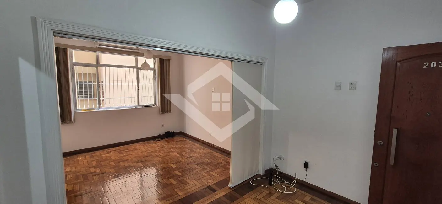 Apartamento com 1 quarto à venda, 34m2 em Glória, Rio De Janeiro - RJ - imagem 2 Foto 2 de Apartamento com 1 quarto à venda, 34m2 em Glória, Rio De Janeiro - RJ