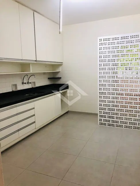 Apartamento com 4 quartos à venda, 300m2 em Ipanema, Rio De Janeiro - RJ - imagem 9 Foto 9 de Apartamento com 4 quartos à venda, 300m2 em Ipanema, Rio De Janeiro - RJ