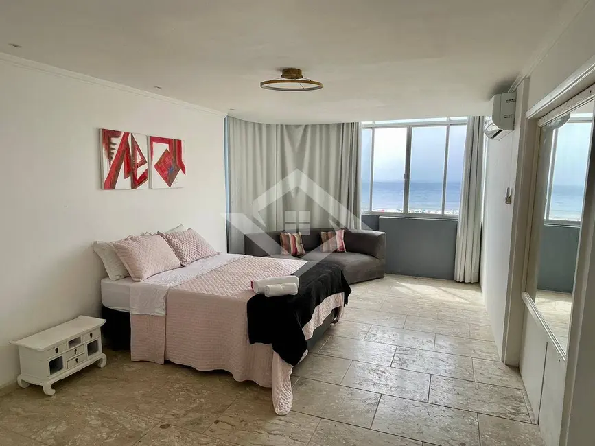 Foto 9 de Apartamento com 4 quartos para alugar, 260m2 em Copacabana, Rio De Janeiro - RJ