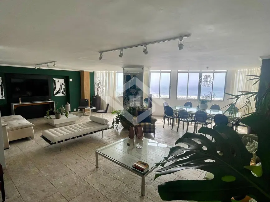 Foto 5 de Apartamento com 4 quartos para alugar, 260m2 em Copacabana, Rio De Janeiro - RJ
