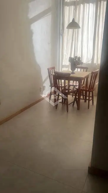 Foto 2 de Apartamento com 3 quartos à venda, 100m2 em Copacabana, Rio De Janeiro - RJ