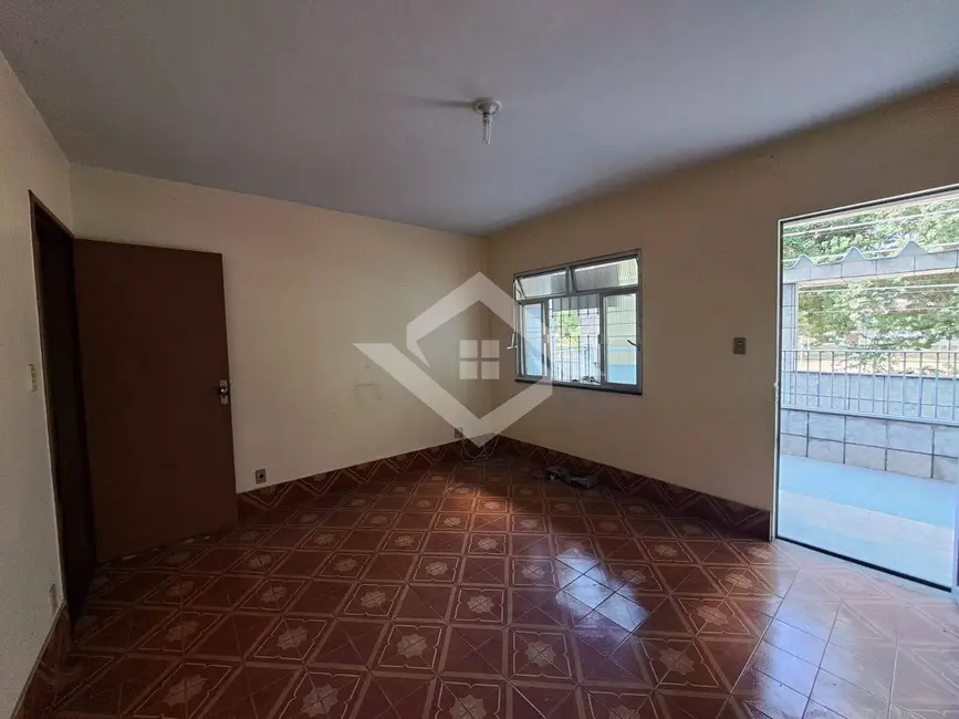 Foto 2 de Apartamento com 2 quartos à venda, 60m2 em Taquara, Rio De Janeiro - RJ