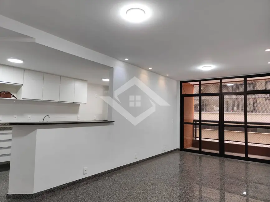 Foto 2 de Apartamento com 3 quartos à venda, 70m2 em Icaraí, Niteroi - RJ