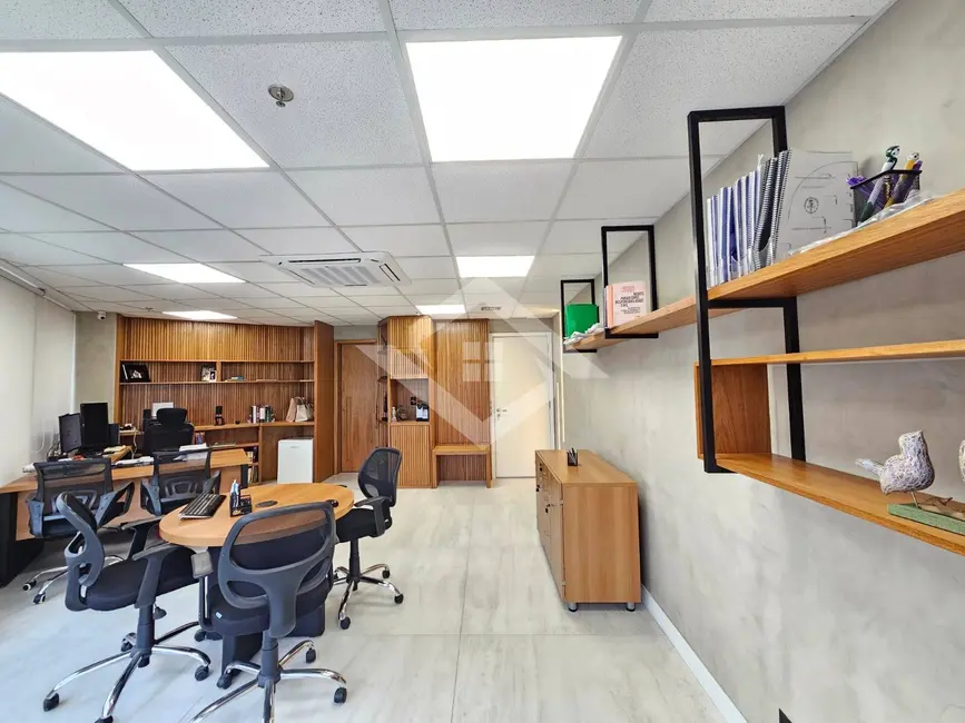 Sala Comercial à venda, 36m2 em Rio De Janeiro - RJ - imagem 5 Foto 5 de Sala Comercial à venda, 36m2 em Rio De Janeiro - RJ