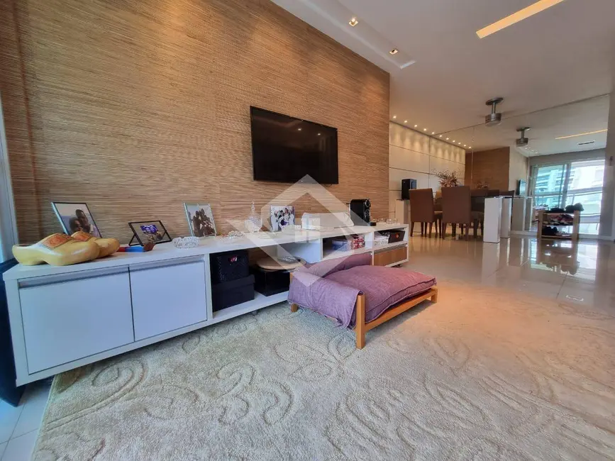 Apartamento com 3 quartos à venda, 102m2 em Barra da Tijuca, Rio De Janeiro - RJ - imagem 7 Foto 7 de Apartamento com 3 quartos à venda, 102m2 em Barra da Tijuca, Rio De Janeiro - RJ