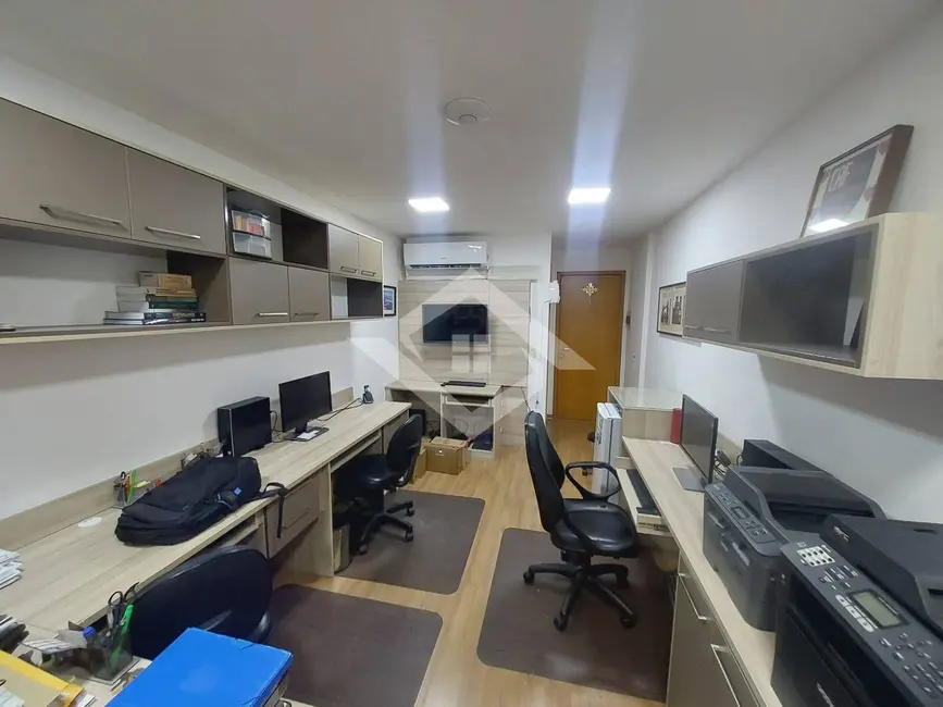 Sala Comercial à venda, 21m2 em Campo Grande, Rio De Janeiro - RJ - imagem 2 Foto 2 de Sala Comercial à venda, 21m2 em Campo Grande, Rio De Janeiro - RJ