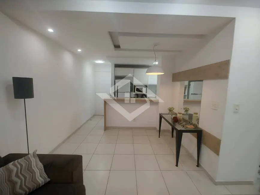 Apartamento com 3 quartos para alugar, 80m2 em Rio De Janeiro - RJ - imagem 9 Foto 9 de Apartamento com 3 quartos para alugar, 80m2 em Rio De Janeiro - RJ