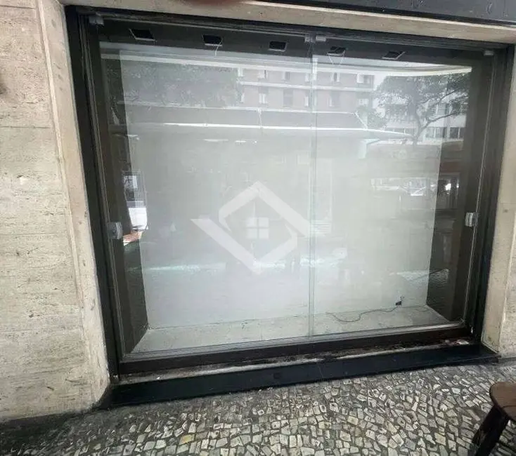 Loja para alugar, 106m2 em Centro, Rio De Janeiro - RJ - imagem 6 Foto 6 de Loja para alugar, 106m2 em Centro, Rio De Janeiro - RJ