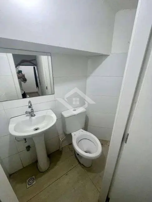 Loja para alugar, 106m2 em Centro, Rio De Janeiro - RJ - imagem 9 Foto 9 de Loja para alugar, 106m2 em Centro, Rio De Janeiro - RJ