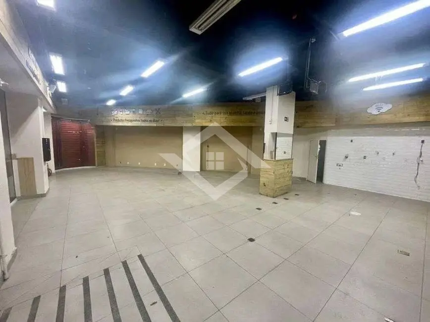 Loja para alugar, 218m2 em Centro, Rio De Janeiro - RJ - imagem 2 Foto 2 de Loja para alugar, 218m2 em Centro, Rio De Janeiro - RJ