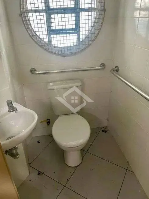 Loja para alugar, 218m2 em Centro, Rio De Janeiro - RJ - imagem 7 Foto 7 de Loja para alugar, 218m2 em Centro, Rio De Janeiro - RJ