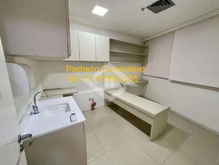 Sala Comercial para alugar, 220m2 em Botafogo, Rio De Janeiro - RJ - imagem 4 Foto 4 de Sala Comercial para alugar, 220m2 em Botafogo, Rio De Janeiro - RJ