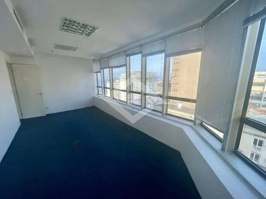 Sala Comercial à venda e para alugar, 192m2 em Centro, Rio De Janeiro - RJ - imagem 5 Foto 5 de Sala Comercial à venda e para alugar, 192m2 em Centro, Rio De Janeiro - RJ