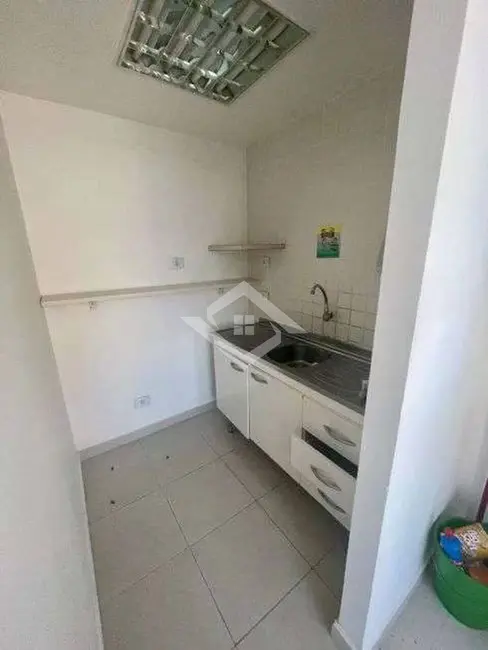 Sala Comercial à venda e para alugar, 192m2 em Centro, Rio De Janeiro - RJ - imagem 9 Foto 9 de Sala Comercial à venda e para alugar, 192m2 em Centro, Rio De Janeiro - RJ