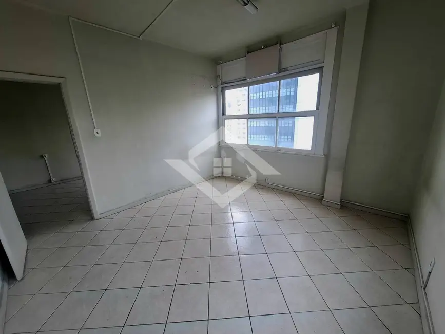 Sala Comercial à venda, 47m2 em Centro, Rio De Janeiro - RJ - imagem 4 Foto 4 de Sala Comercial à venda, 47m2 em Centro, Rio De Janeiro - RJ