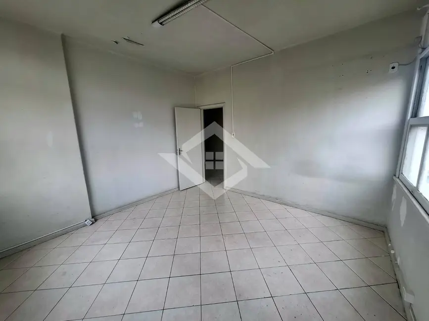 Sala Comercial à venda, 47m2 em Centro, Rio De Janeiro - RJ - imagem 3 Foto 3 de Sala Comercial à venda, 47m2 em Centro, Rio De Janeiro - RJ