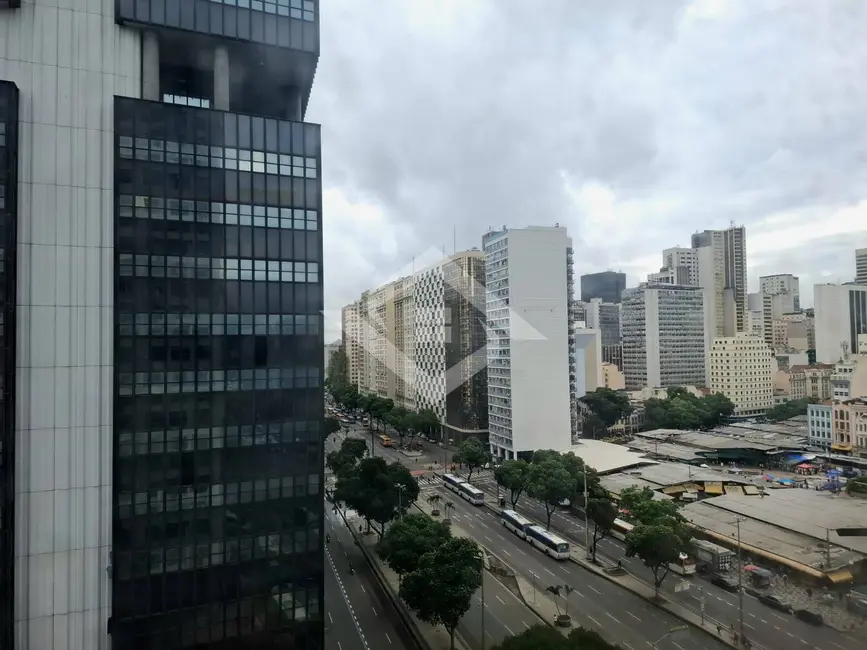 Sala Comercial à venda, 47m2 em Centro, Rio De Janeiro - RJ - imagem 8 Foto 8 de Sala Comercial à venda, 47m2 em Centro, Rio De Janeiro - RJ