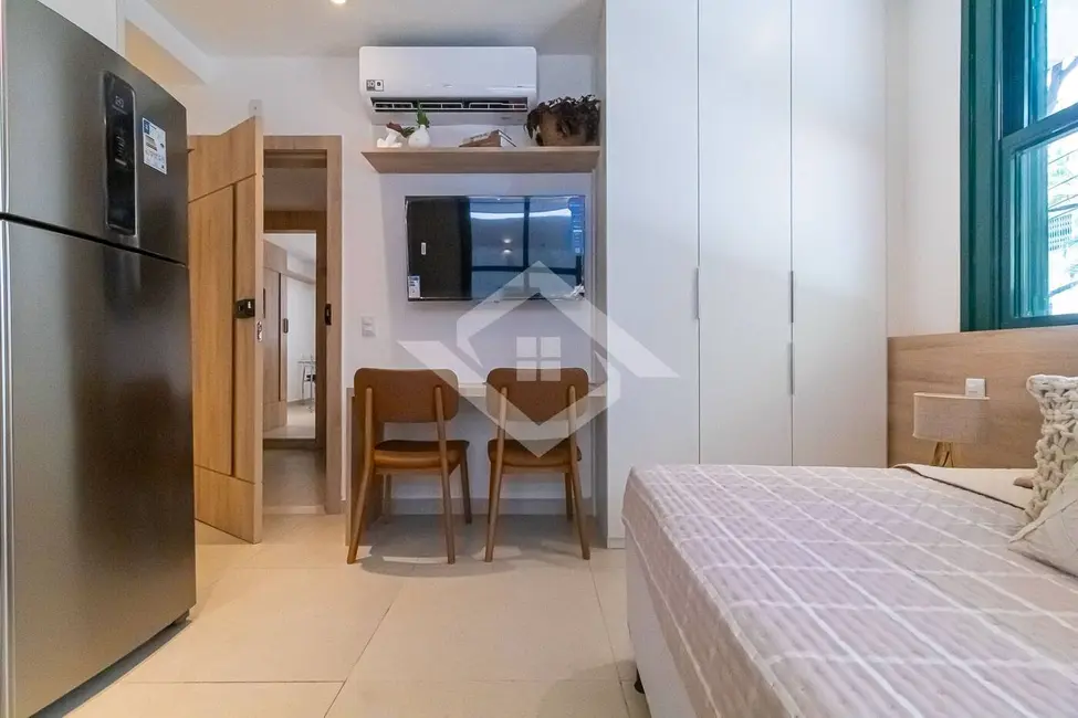Apartamento com 1 quarto à venda, 38m2 em Copacabana, Rio De Janeiro - RJ - imagem 6 Foto 6 de Apartamento com 1 quarto à venda, 38m2 em Copacabana, Rio De Janeiro - RJ