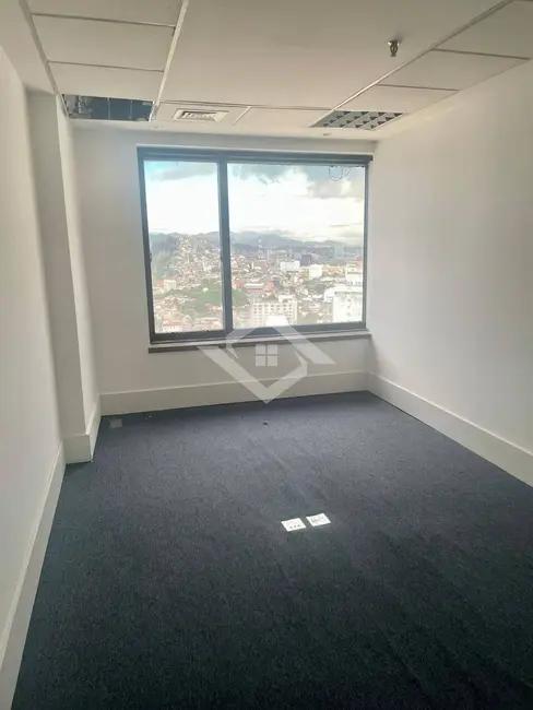 Sala Comercial para alugar, 156m2 em Centro, Rio De Janeiro - RJ - imagem 6 Foto 6 de Sala Comercial para alugar, 156m2 em Centro, Rio De Janeiro - RJ