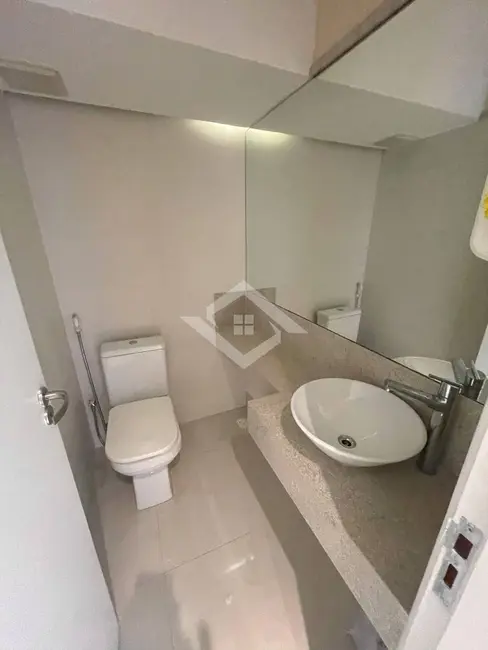 Sala Comercial à venda e para alugar, 72m2 em Centro, Rio De Janeiro - RJ - imagem 9 Foto 9 de Sala Comercial à venda e para alugar, 72m2 em Centro, Rio De Janeiro - RJ