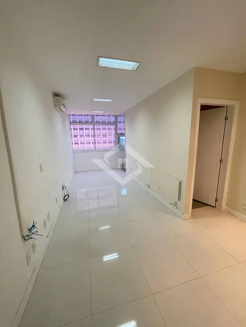 Sala Comercial à venda e para alugar, 72m2 em Centro, Rio De Janeiro - RJ - imagem 6 Foto 6 de Sala Comercial à venda e para alugar, 72m2 em Centro, Rio De Janeiro - RJ