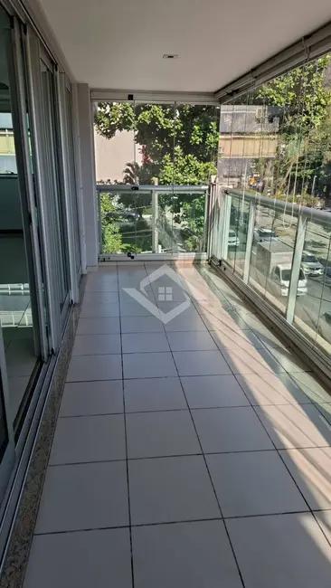 Foto 3 de Apartamento com 4 quartos à venda, 225m2 em Lagoa, Rio De Janeiro - RJ