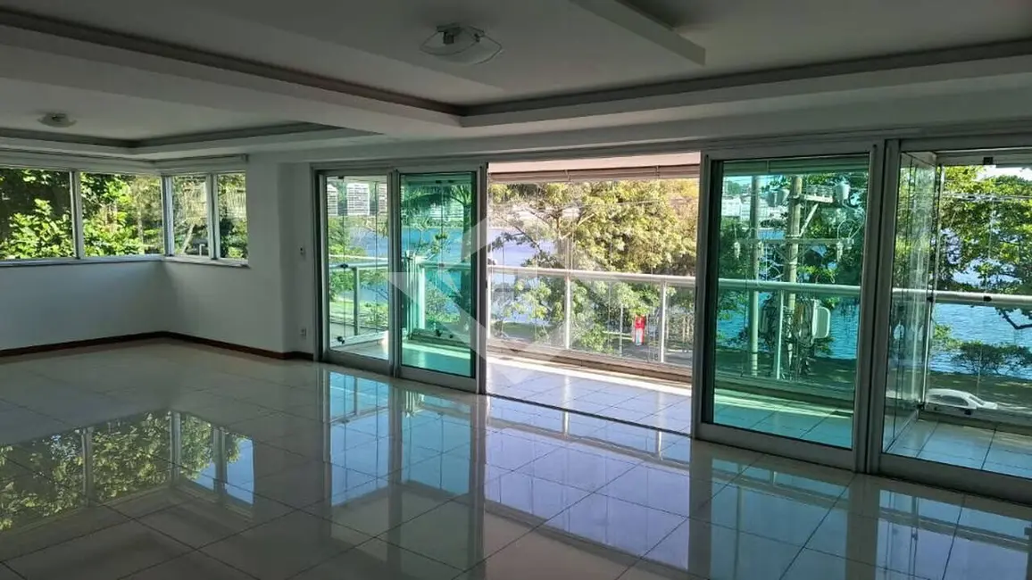 Foto 2 de Apartamento com 4 quartos à venda, 225m2 em Lagoa, Rio De Janeiro - RJ